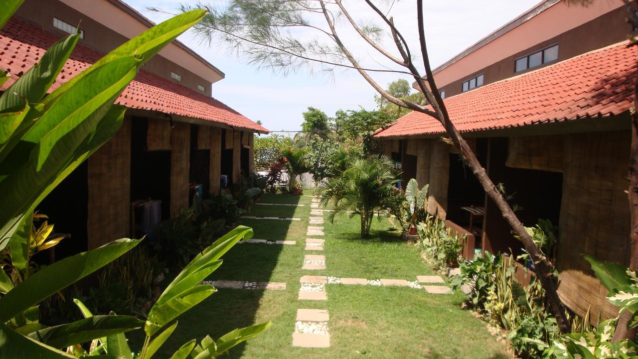 Relaxing Homestay Kuta  Zewnętrze zdjęcie
